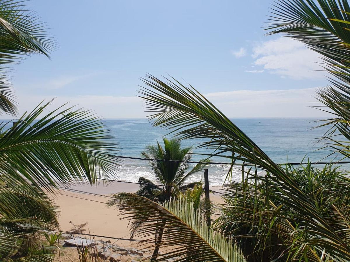 Chandi Gaya Beach Guesthouse Тангале Екстериор снимка